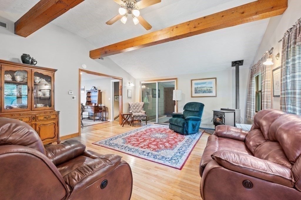 16 Woodcliff Rd