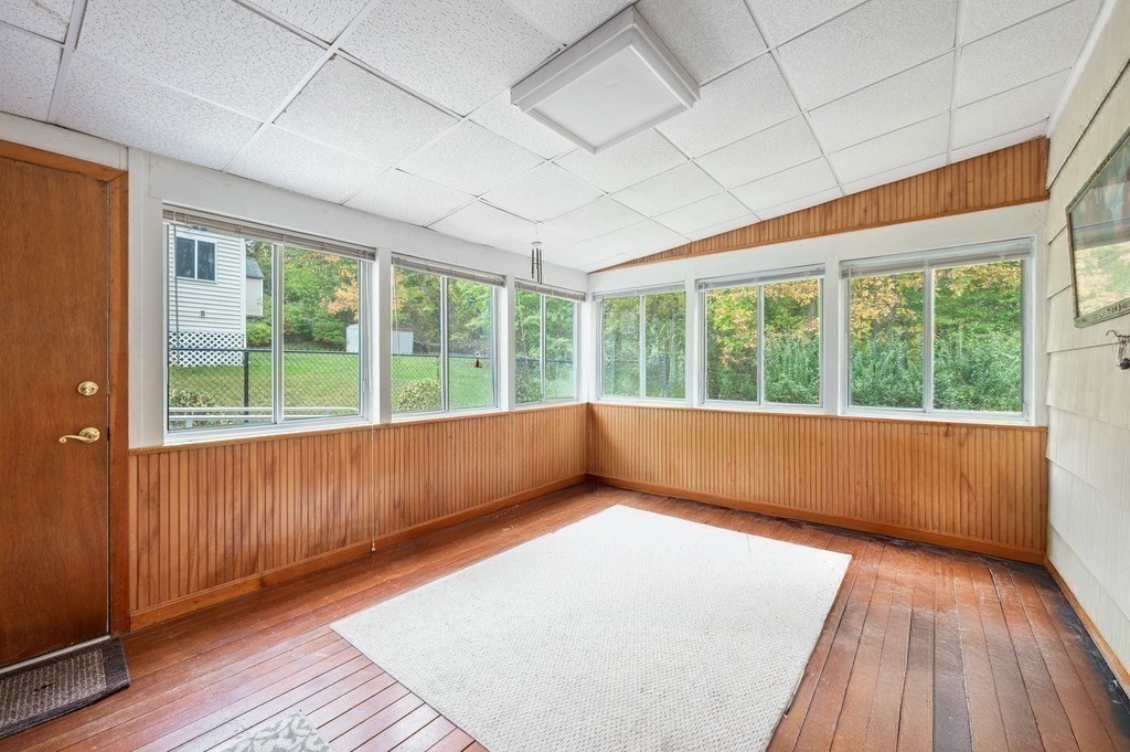16 Woodcliff Rd