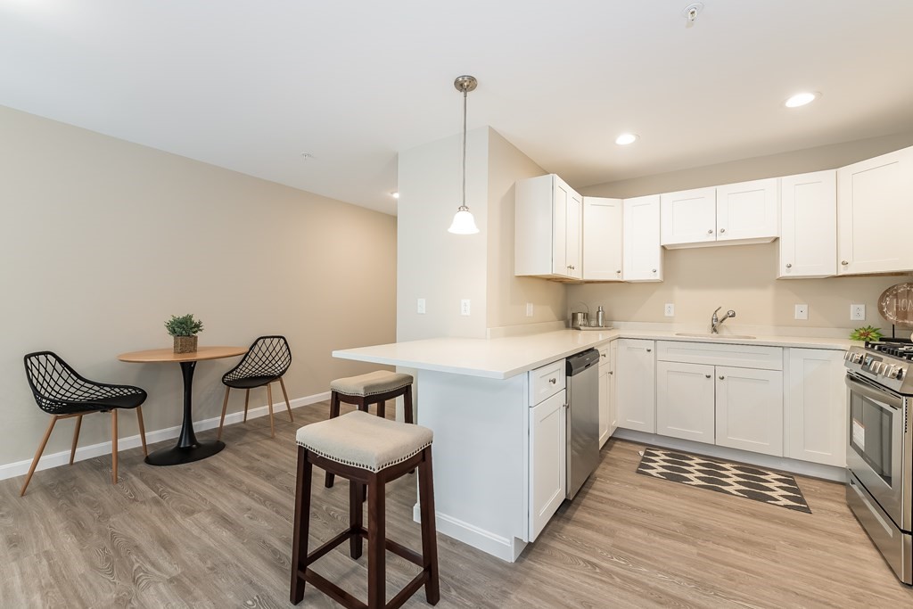 351 Summer Street # 10