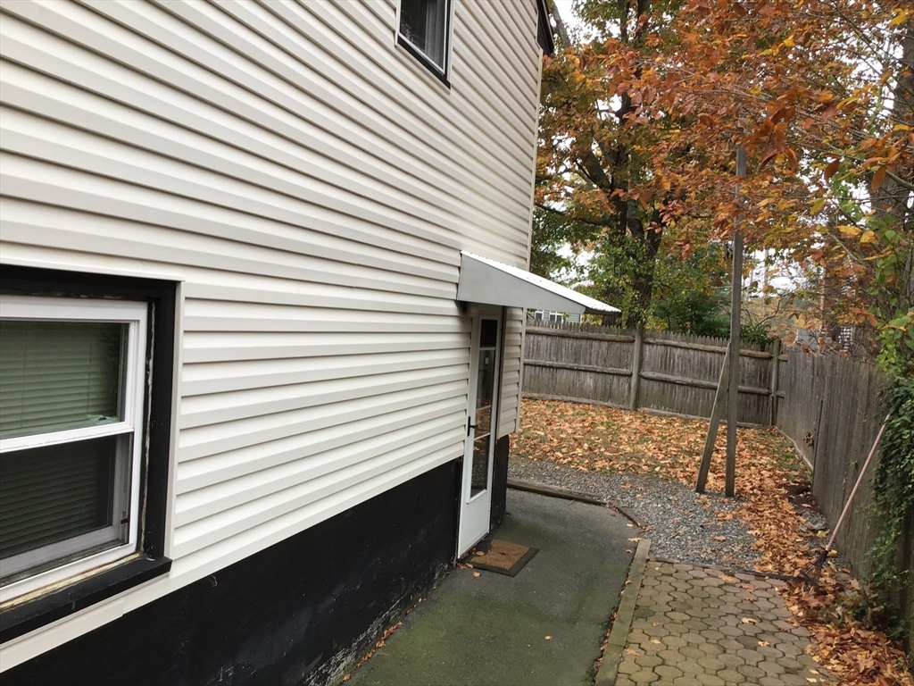 16 Bagley Rd