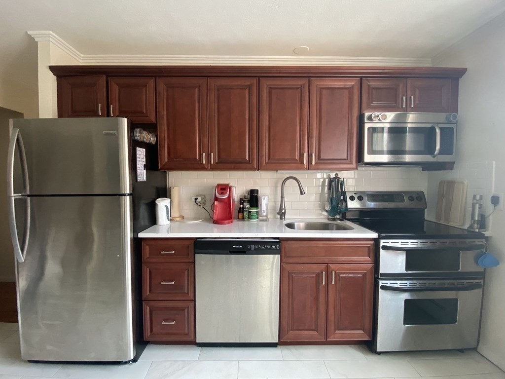 9 Endicott St # 3