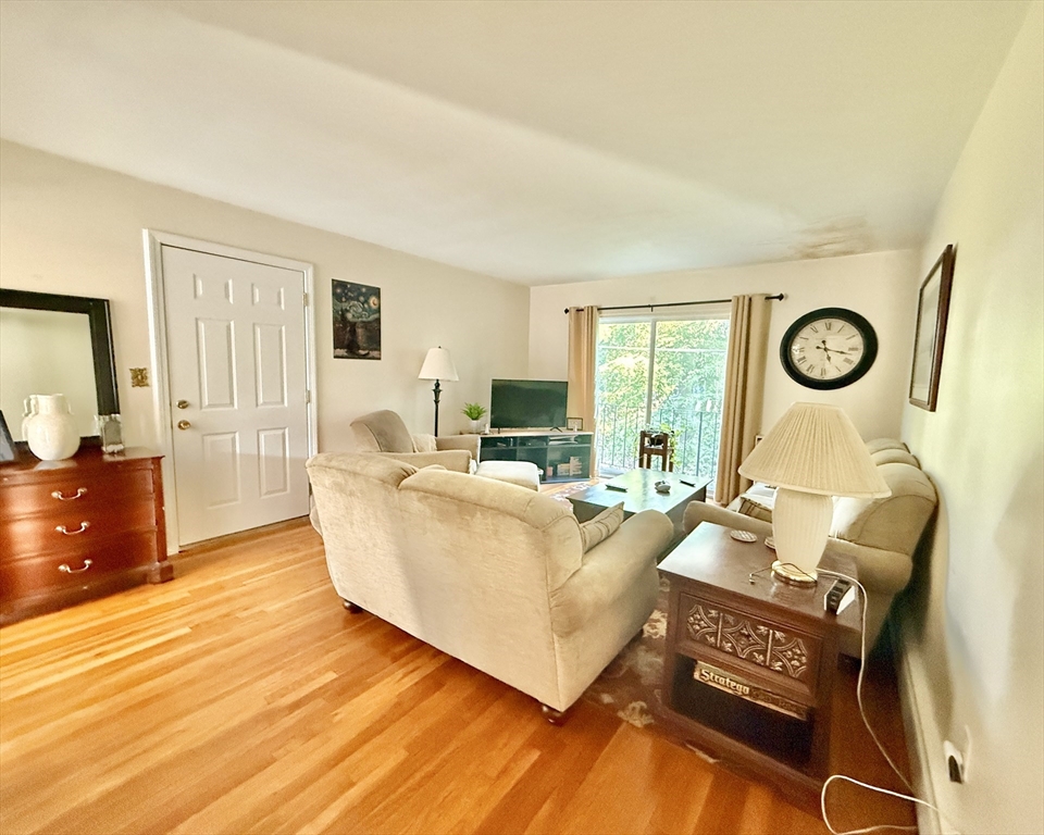 9 Endicott St # 3