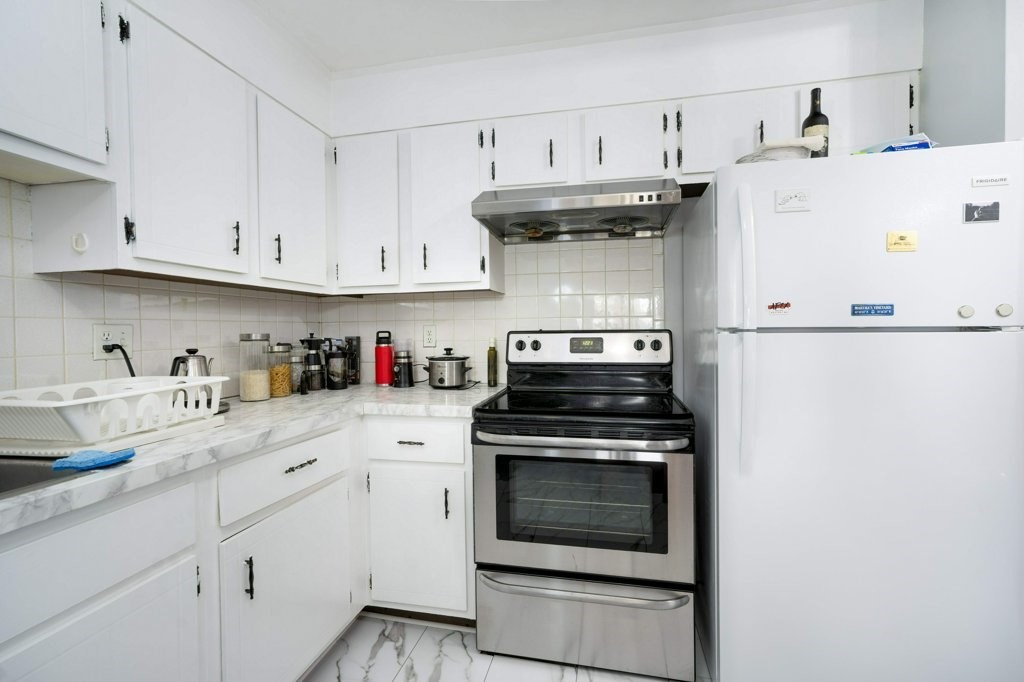 100 Grandview Ave # 11A