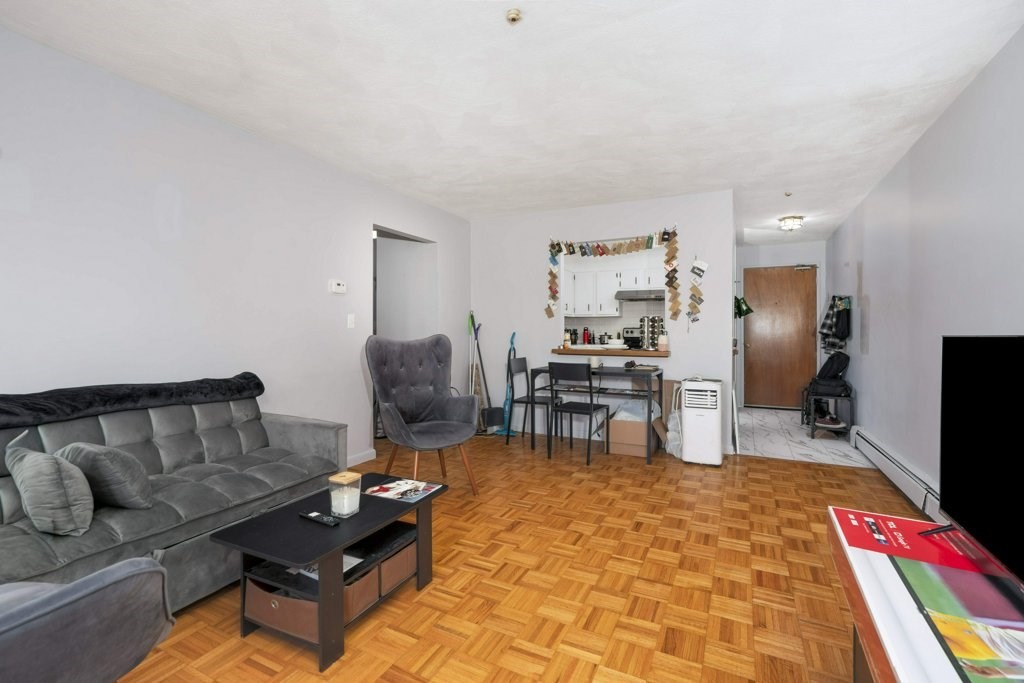 100 Grandview Ave # 11A