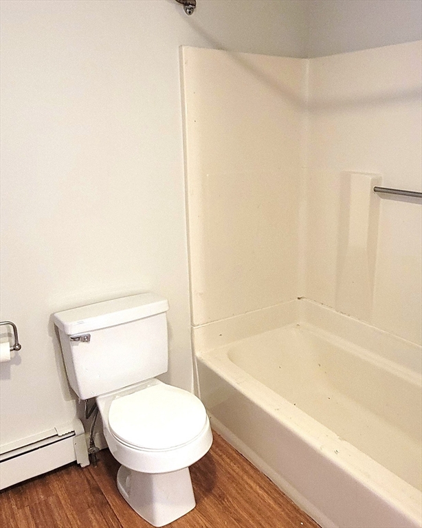 101 Glen St # 2