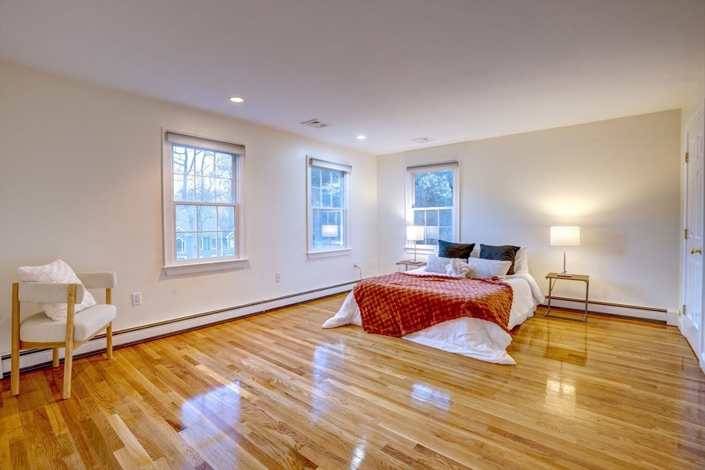 17 Bridle Path