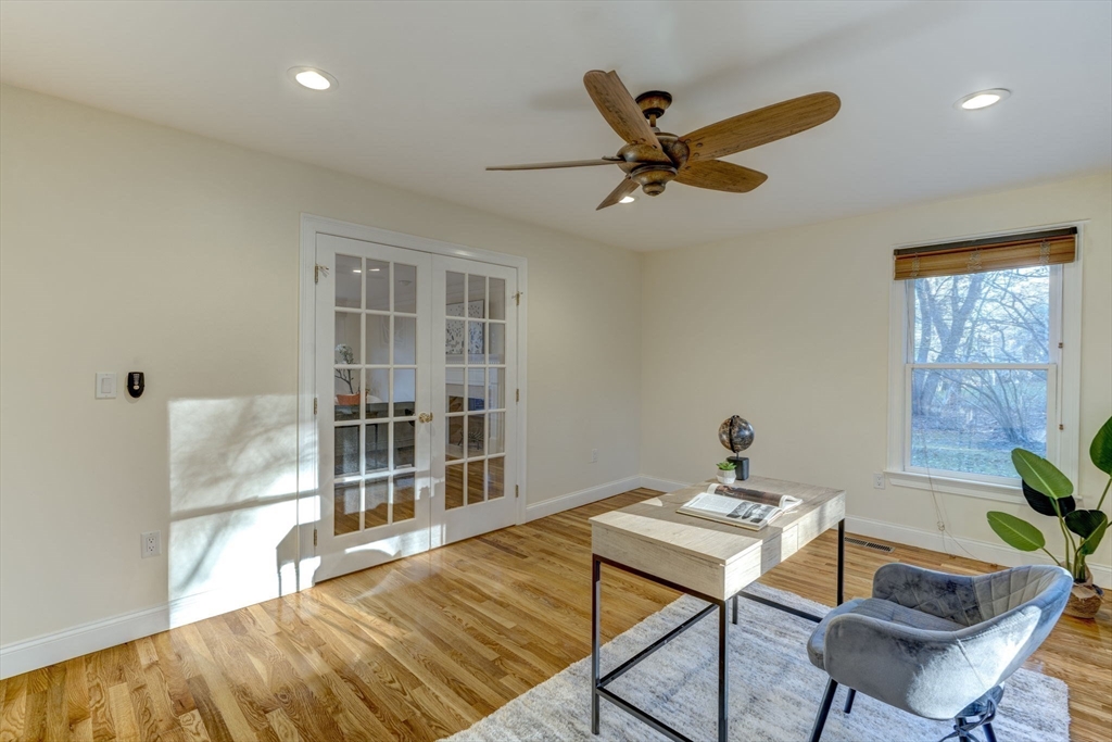 17 Bridle Path