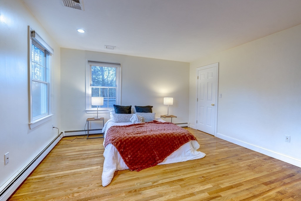 17 Bridle Path
