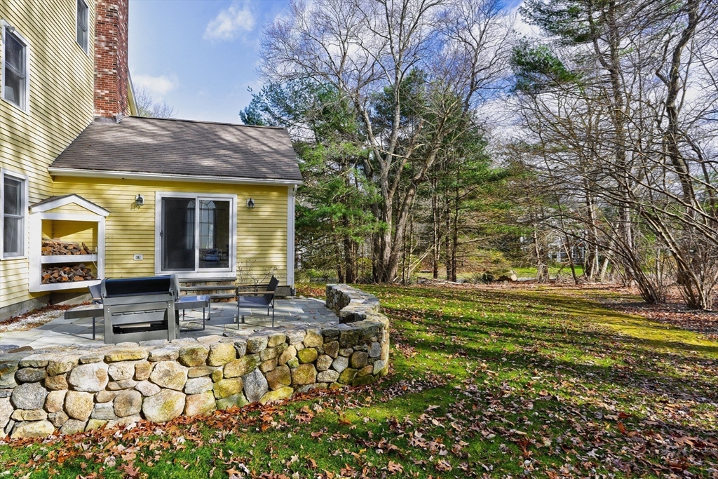 17 Bridle Path