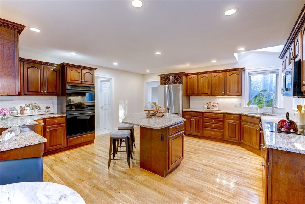 17 Bridle Path