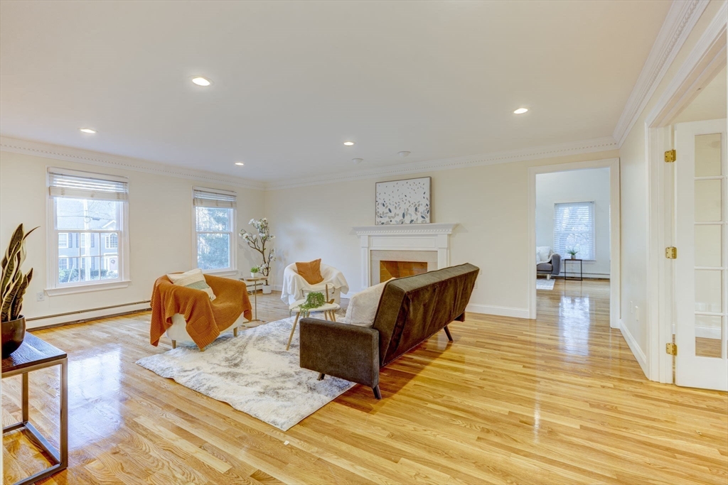 17 Bridle Path