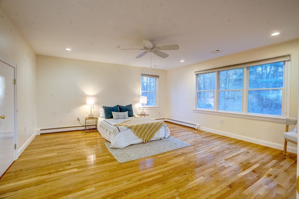 17 Bridle Path