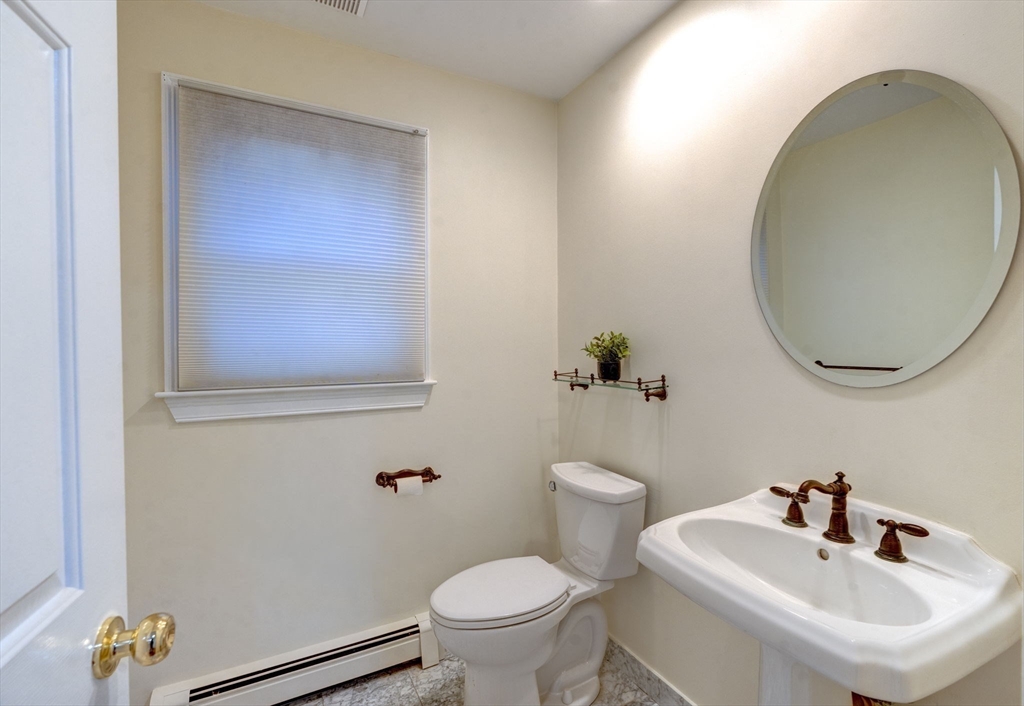 17 Bridle Path