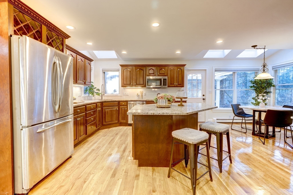 17 Bridle Path
