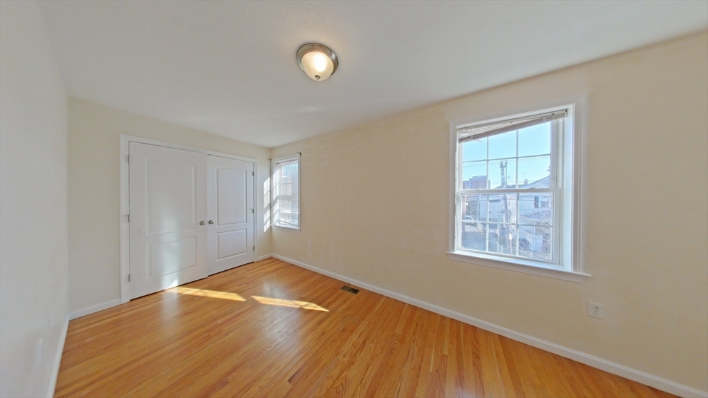 23 Woodbine St Unit: SF