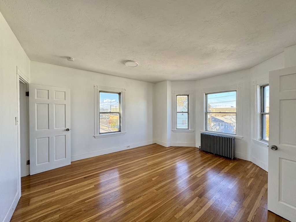 33 Hollis Ave # 3