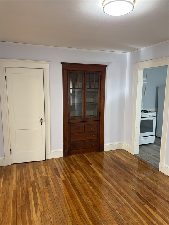 146 Willow St # 2