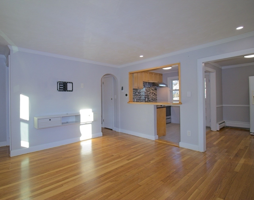 29 Durso Ave