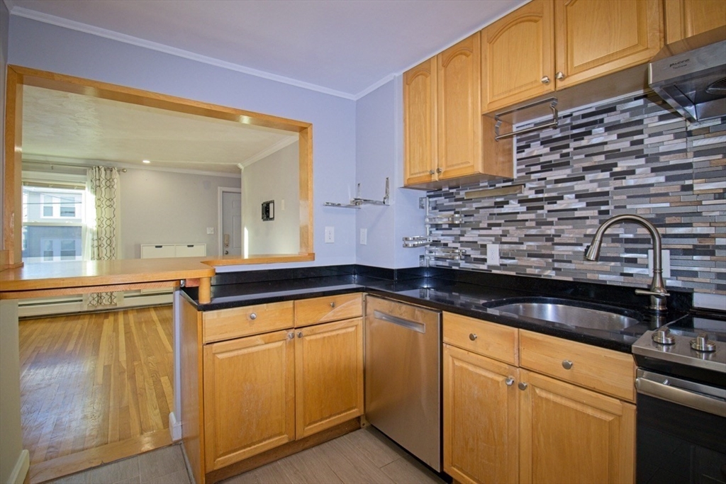 29 Durso Ave