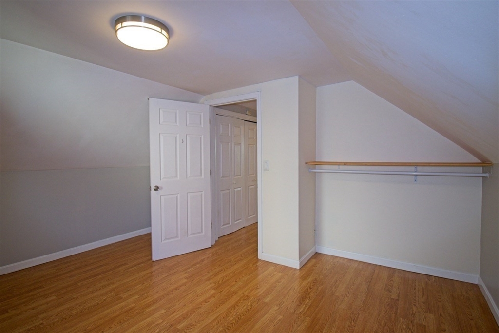29 Durso Ave