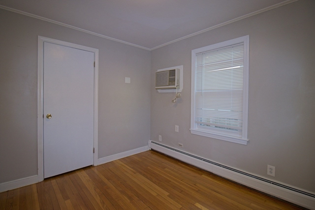 29 Durso Ave