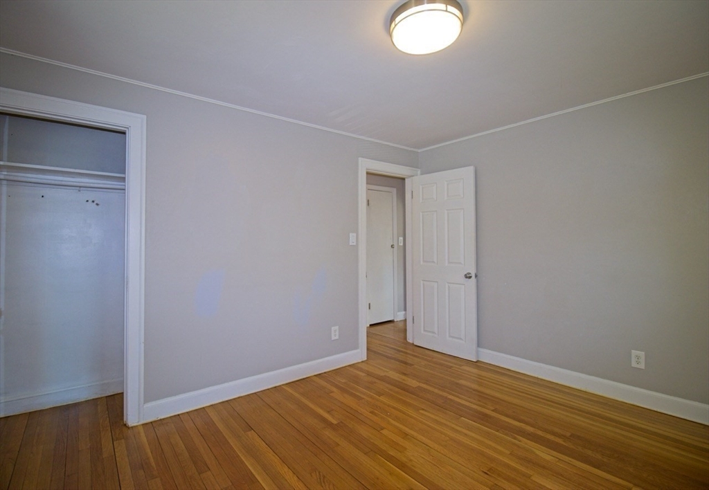 29 Durso Ave