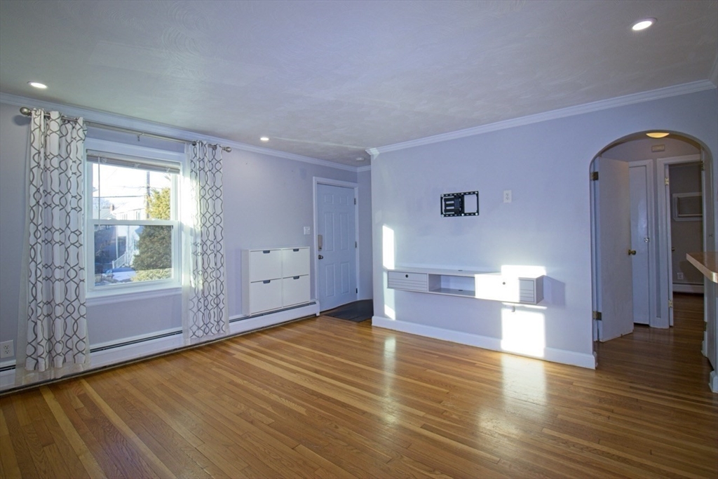 29 Durso Ave