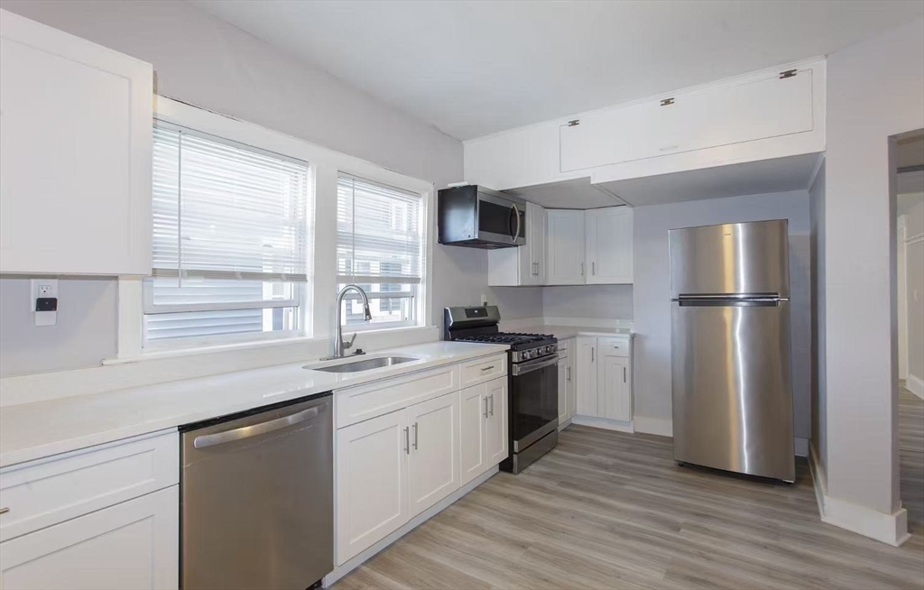 287 Medford St # 1