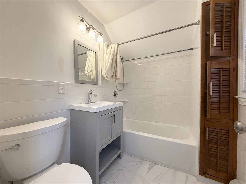 45 Ellerton Rd