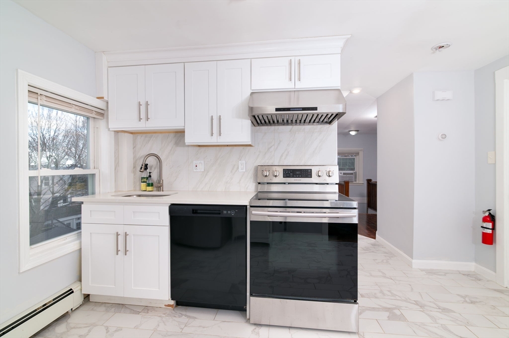 165 Davis St # 3