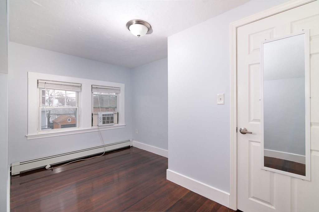 165 Davis St # 3