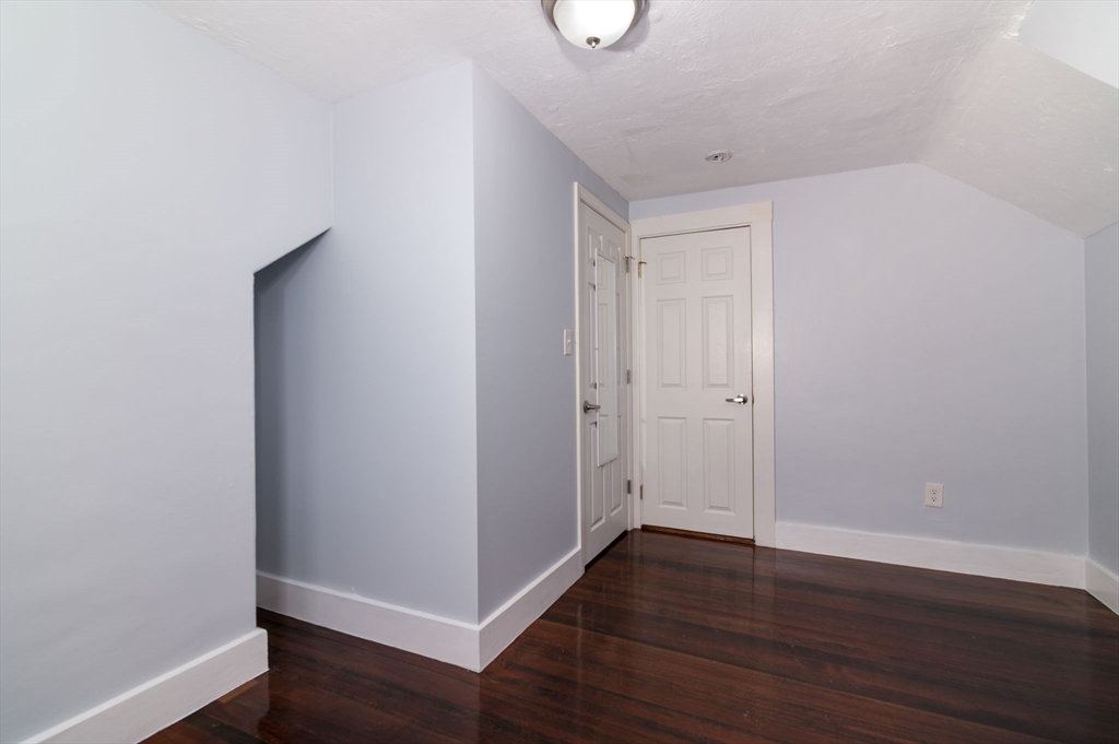 165 Davis St # 3