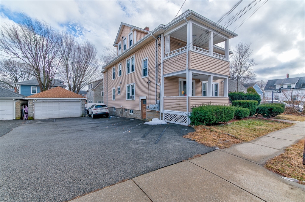 165 Davis St # 3