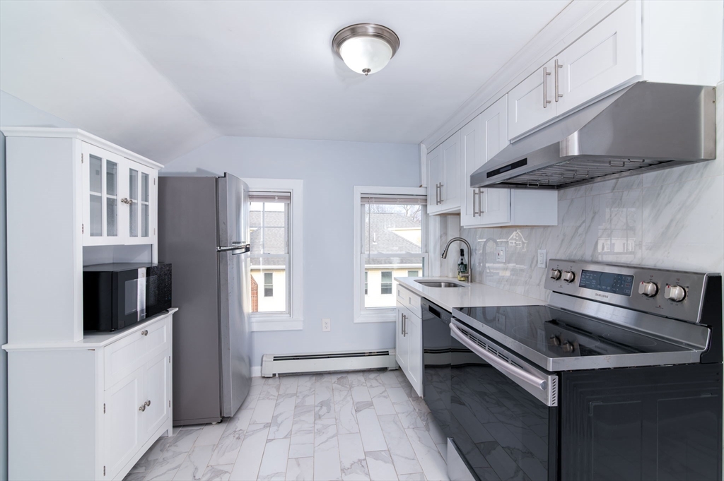 165 Davis St # 3