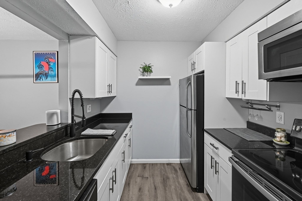 36 Steeplechase Ct # B36