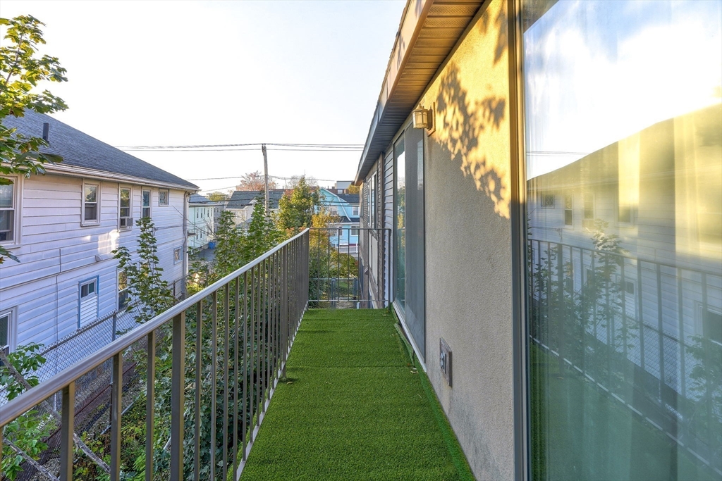 85 E Squantum St # 10