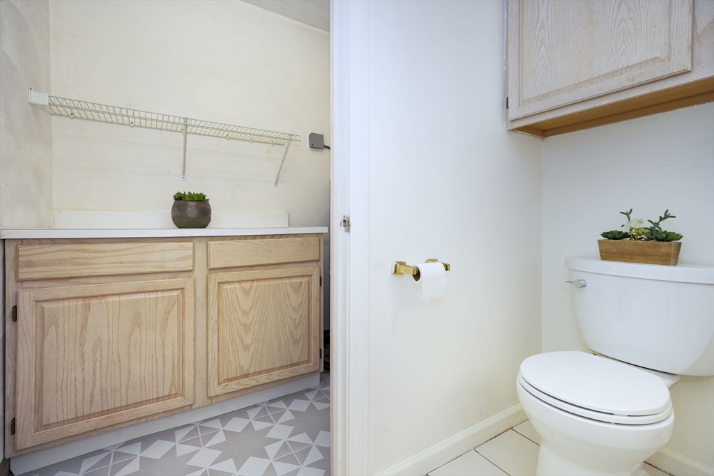 85 E Squantum St # 10