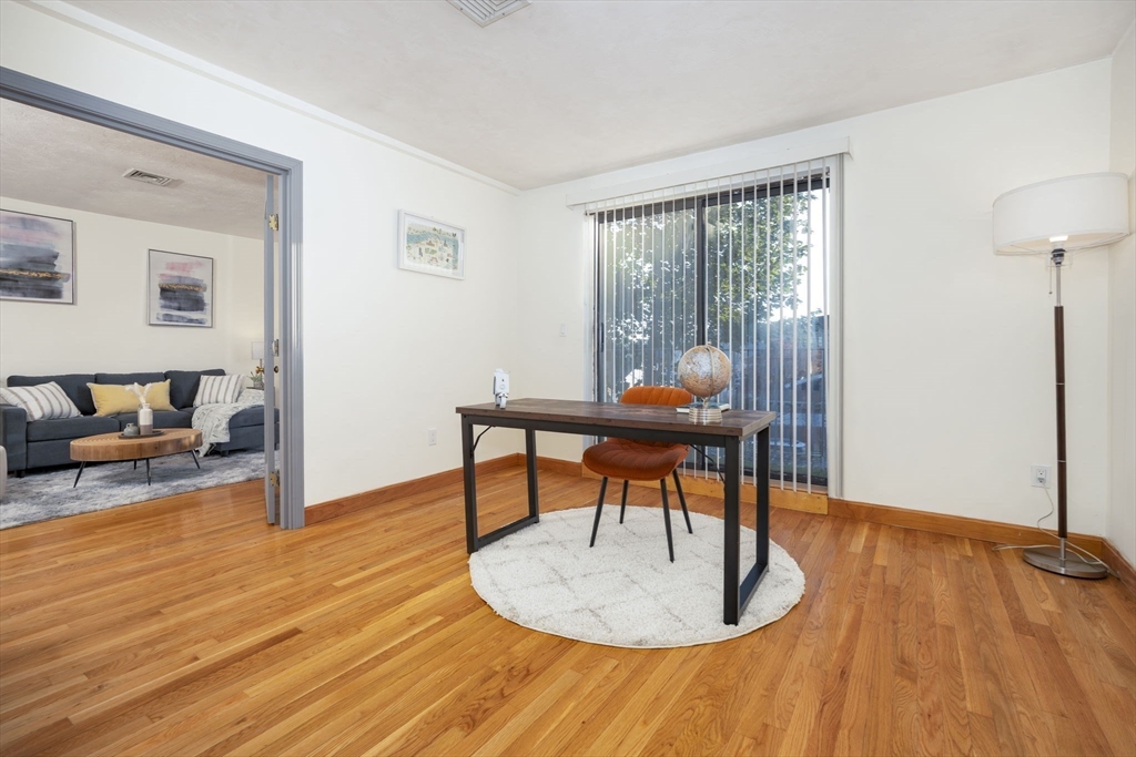 85 E Squantum St # 10