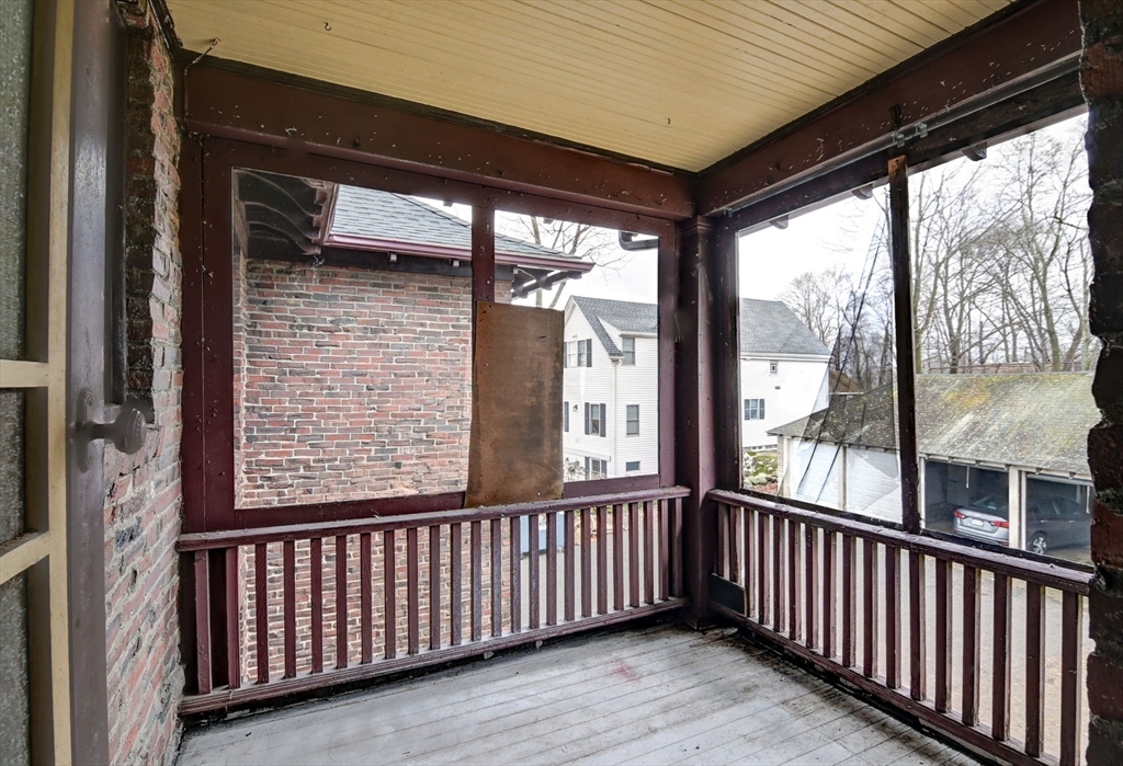 22 Weston Avenue # 3