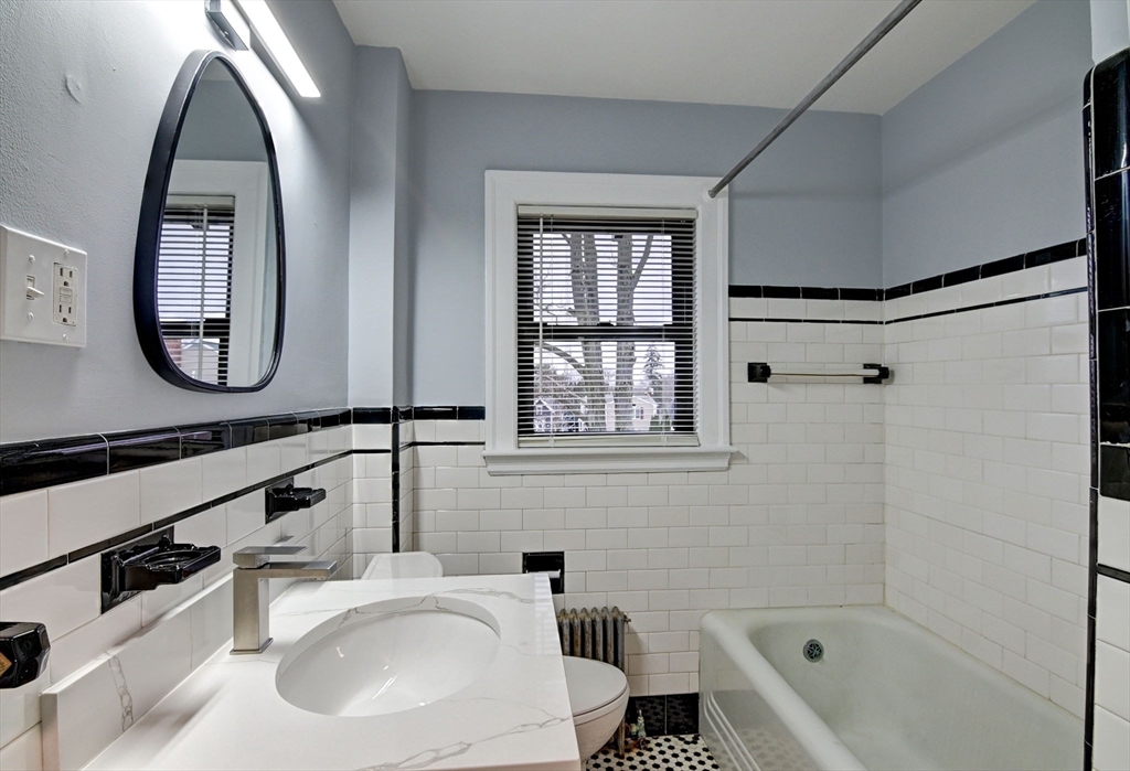 22 Weston Avenue # 3