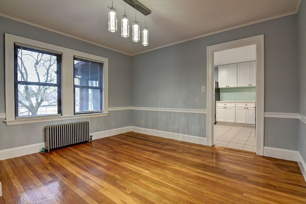 22 Weston Avenue # 3