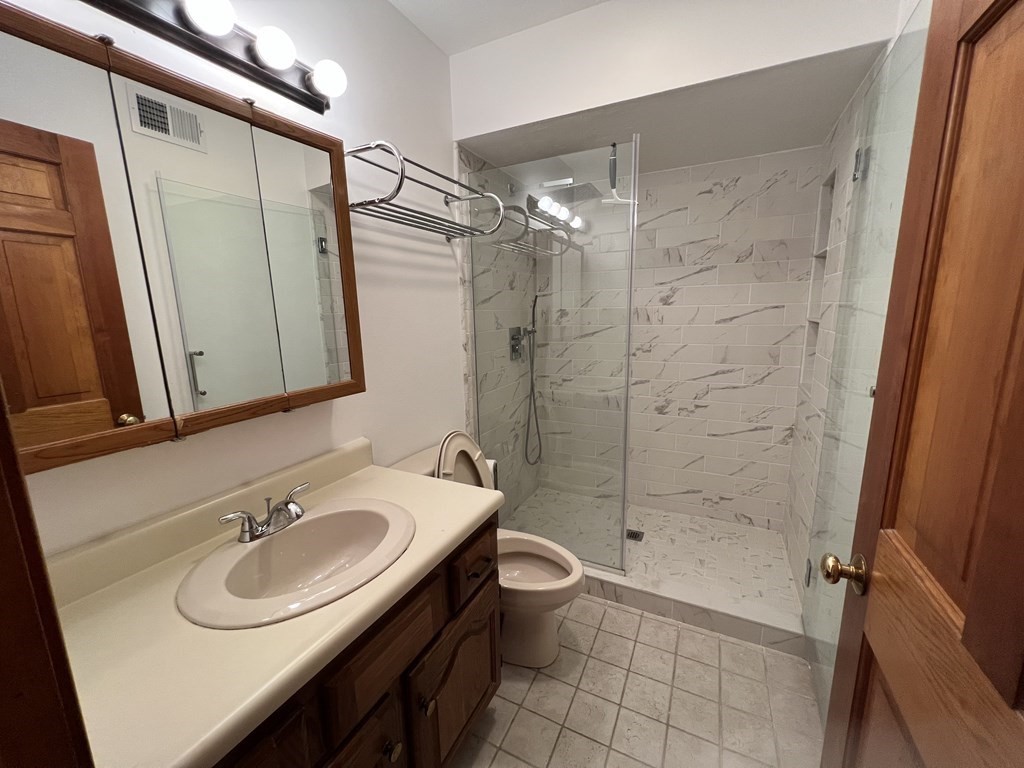 162 Quincy Shore Drive Unit: 65