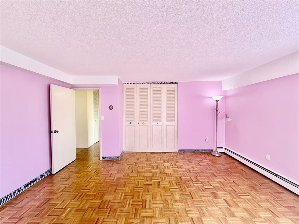 1025 Hancock St # 6J