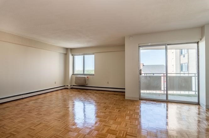 1025 Hancock St # 6J