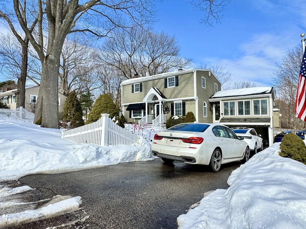 70 Holmes Ave