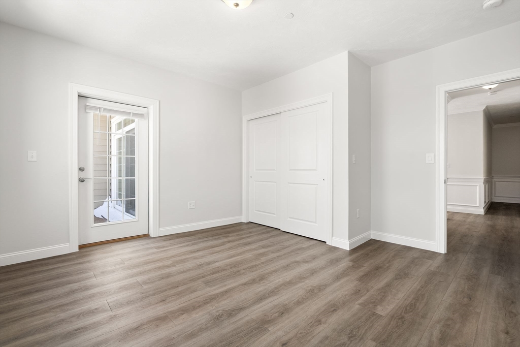 320 Middlesex Ave # A207