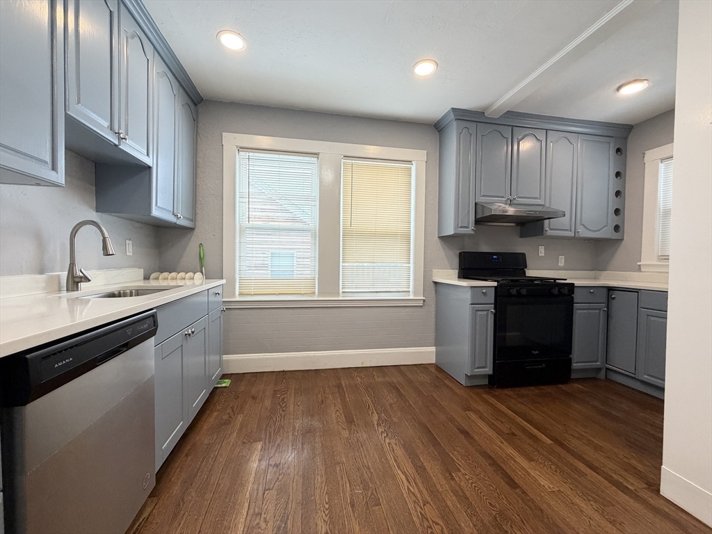 60 Ellerton Rd # 60
