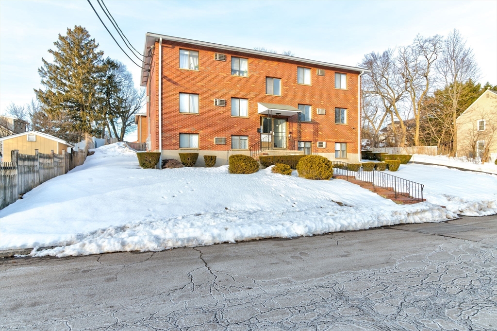 72 Martensen St # 2
