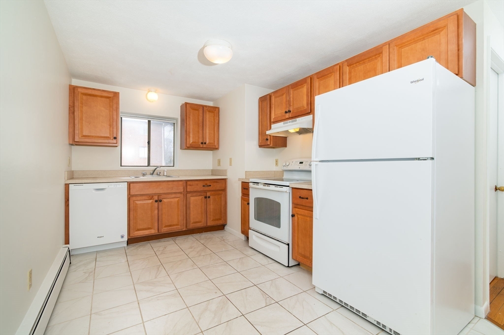 72 Martensen St # 2