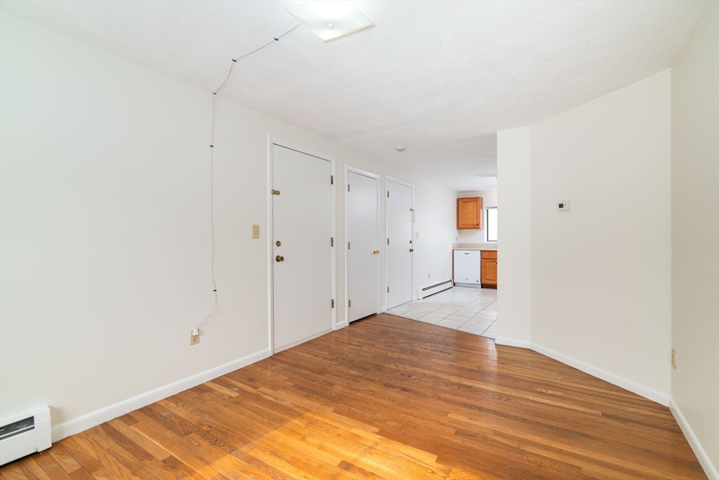 72 Martensen St # 2